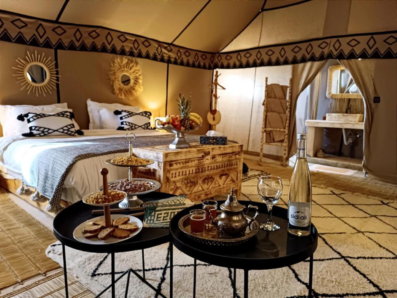 Merzouga Traditional Luxury Camp Exterior photo